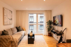 MADESTAYS Premium Tower Hill Serviced Apartment